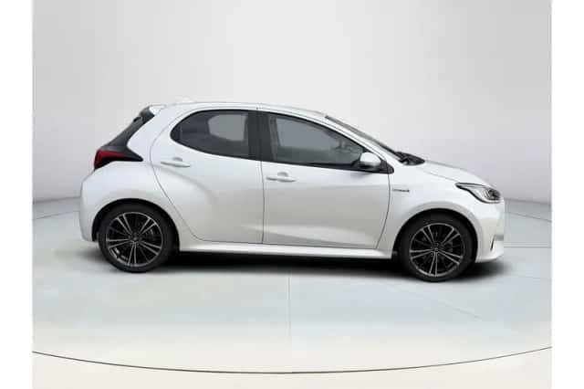 Toyota Yaris (2021) thumbnail 6
