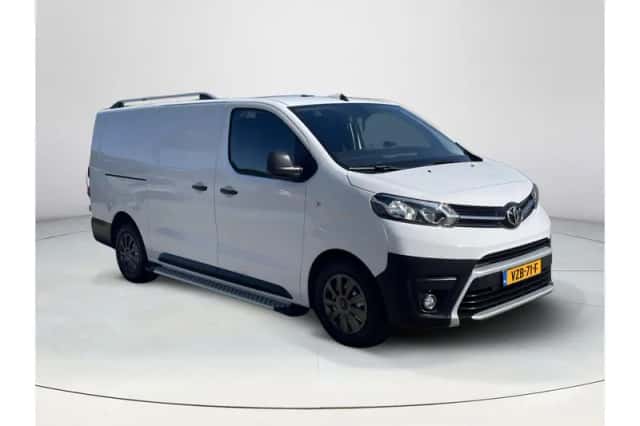 Toyota ProAce Worker (2023) thumbnail 1