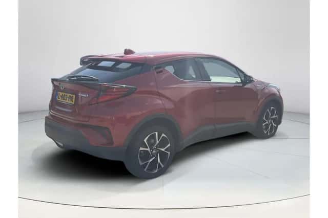 Toyota C-HR (2021) thumbnail 5