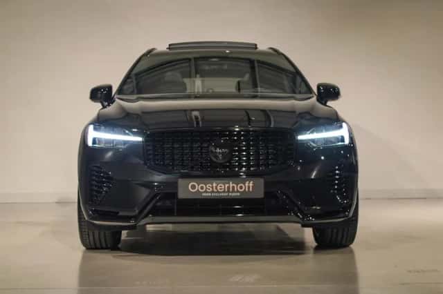 Volvo XC60 (2024) thumbnail 4