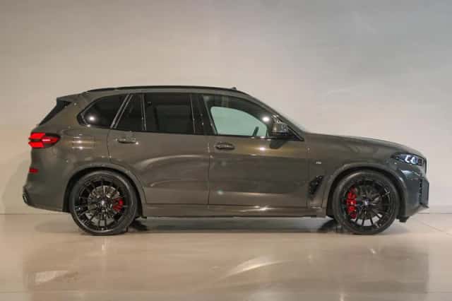 BMW X5 (2023) thumbnail 6