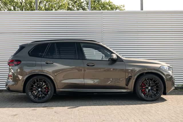 BMW X5 (2026) thumbnail 3