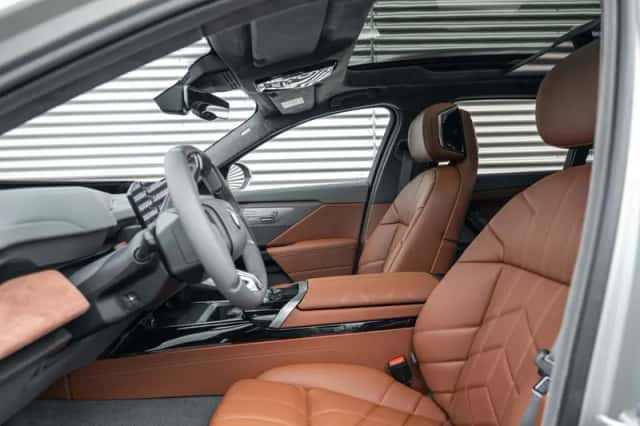 BMW i7 (2026) thumbnail 4