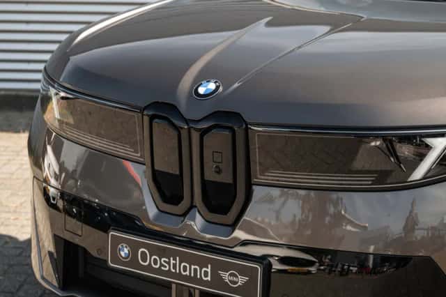 BMW iX3 (2026) thumbnail 6