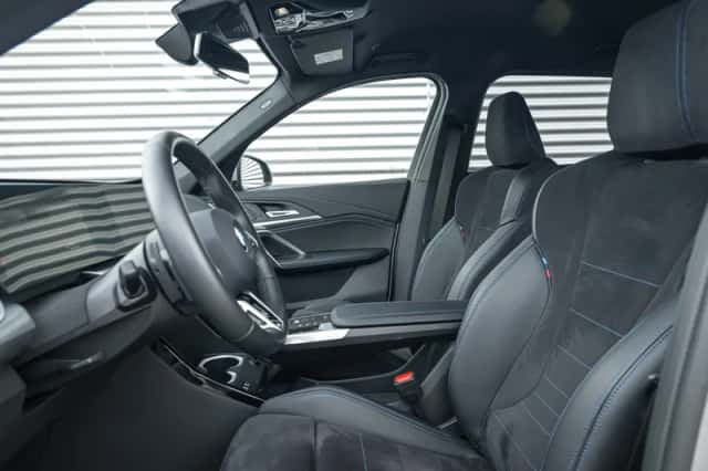 BMW X1 (2025) thumbnail 4