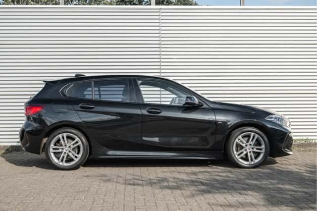 BMW 1-Serie (2022) thumbnail 3