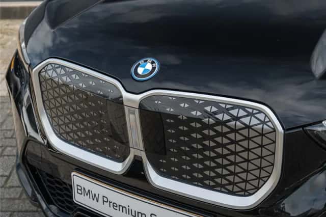 BMW iX1 (2025) thumbnail 6