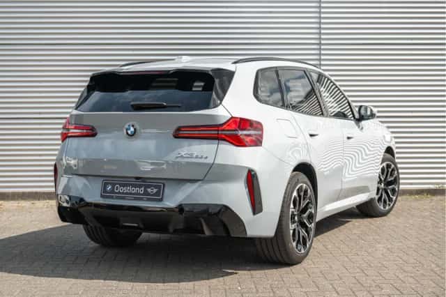 BMW X3 (2026) thumbnail 2