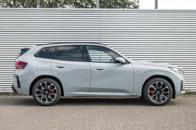 BMW X3 (2026) thumbnail 3