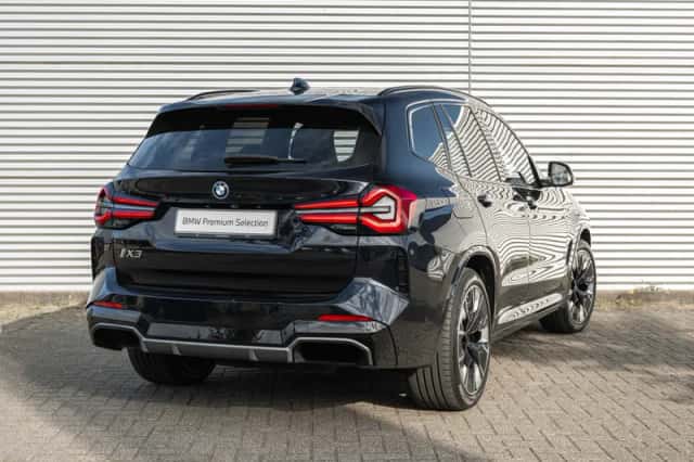 BMW iX3 (2022) thumbnail 5