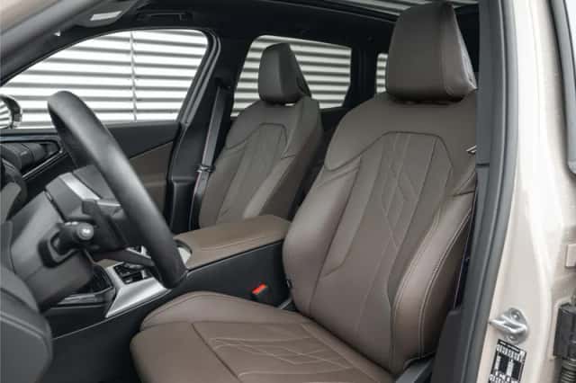 BMW X3 (2026) thumbnail 6