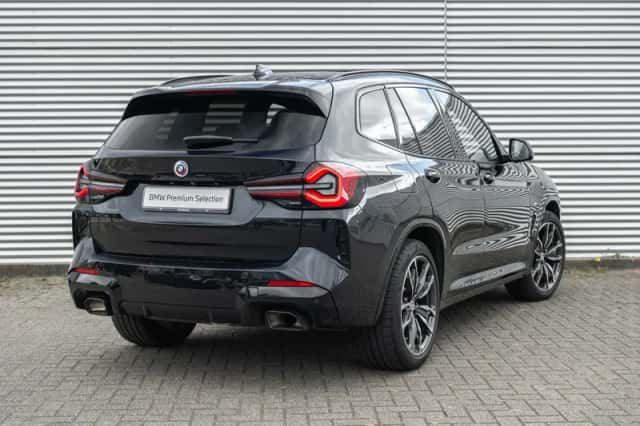 BMW X3 (2022) thumbnail 2