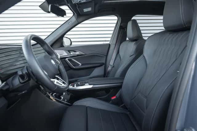 BMW X1 (2024) thumbnail 4
