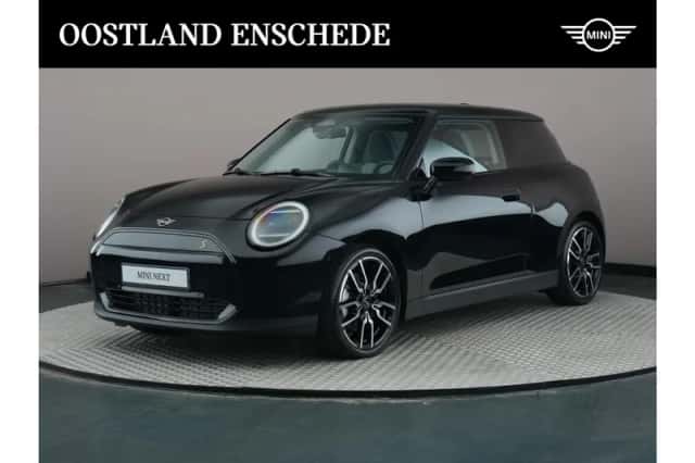 MINI Cooper (2025) thumbnail 1