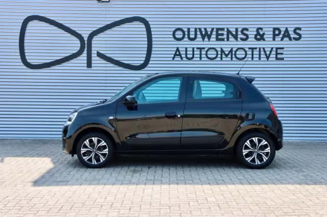 Renault Twingo (2022) thumbnail 2