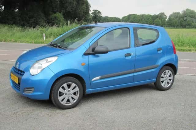 Suzuki Alto (2015) thumbnail 4