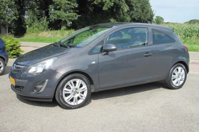 Opel Corsa (2014) thumbnail 4