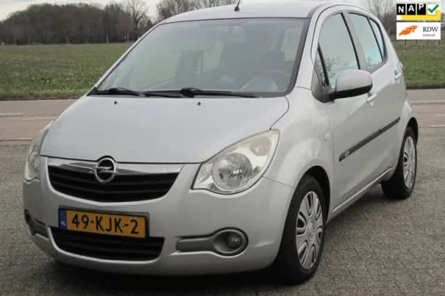 Opel Agila (2009) thumbnail 1