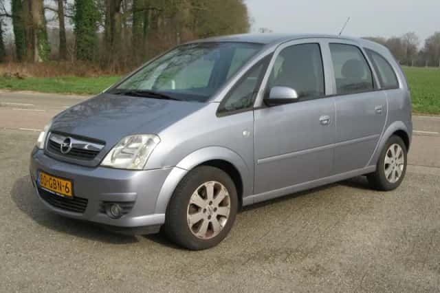 Opel Meriva (2008) thumbnail 3