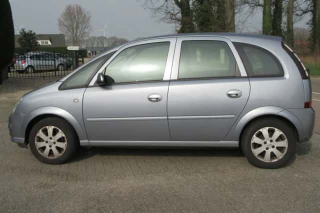 Opel Meriva (2008) thumbnail 5