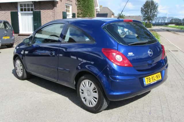 Opel Corsa (2007) thumbnail 6