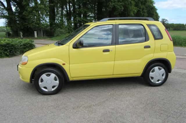 Suzuki Ignis (2001) thumbnail 6