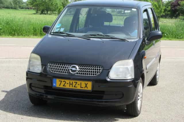 Opel Agila (2002) thumbnail 2
