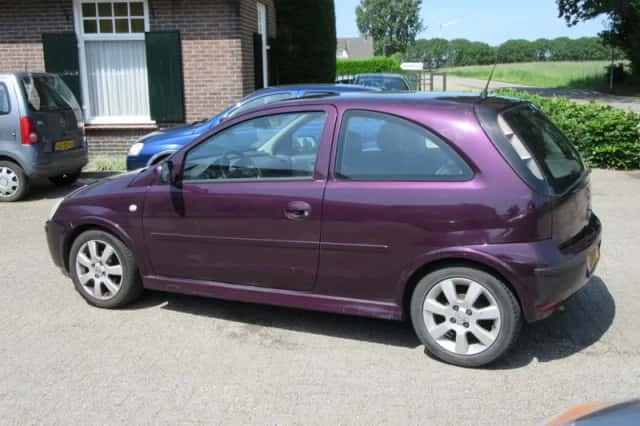 Opel Corsa (2006) thumbnail 5