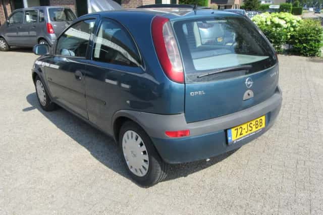 Opel Corsa (2002) thumbnail 6