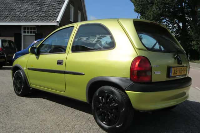 Opel Corsa (1999) thumbnail 5