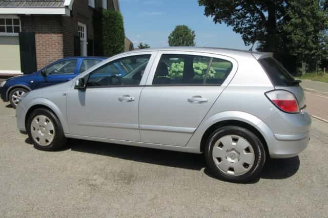 Opel Astra (2007) thumbnail 6