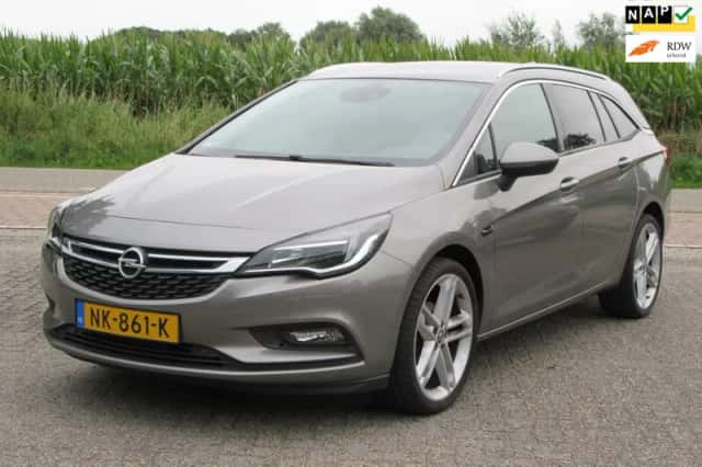 Opel Astra (2017) thumbnail 1