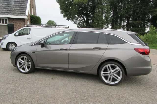 Opel Astra (2017) thumbnail 6