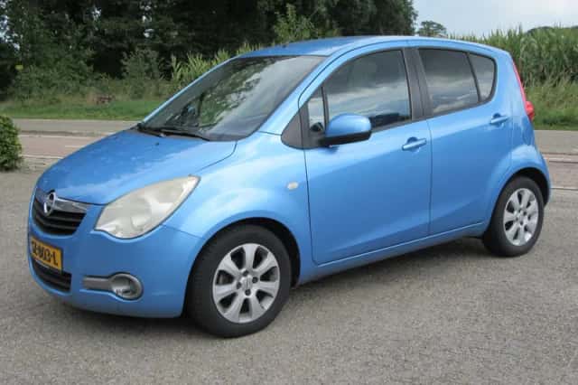 Opel Agila (2008) thumbnail 3