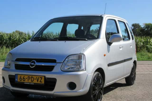Opel Agila (2004) thumbnail 3