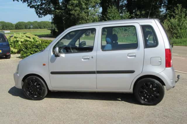 Opel Agila (2004) thumbnail 6
