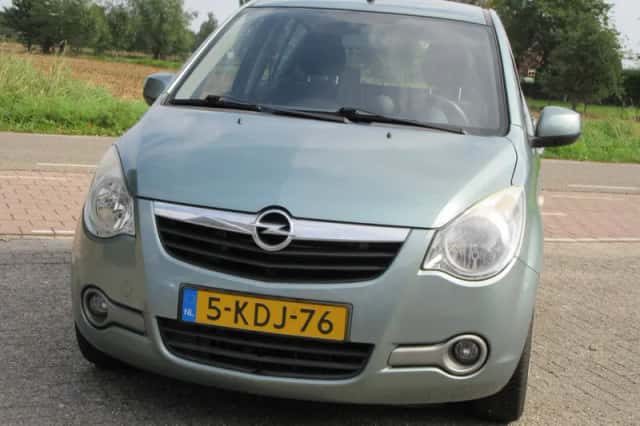 Opel Agila (2013) thumbnail 2