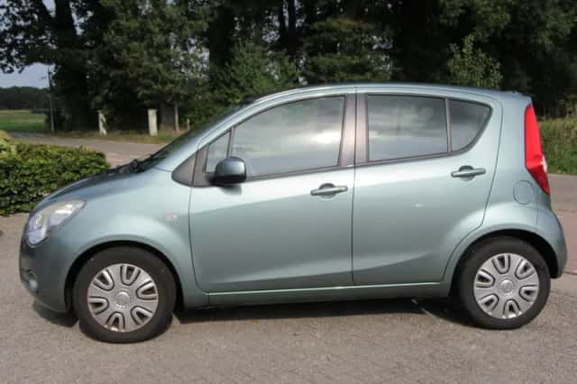 Opel Agila (2013) thumbnail 4