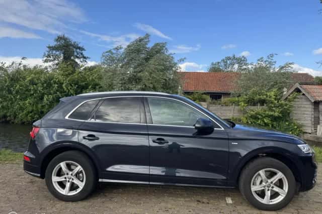 Audi Q5 (2020) thumbnail 3