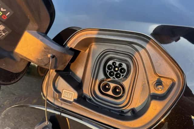 Peugeot e-208 (2020) thumbnail 6