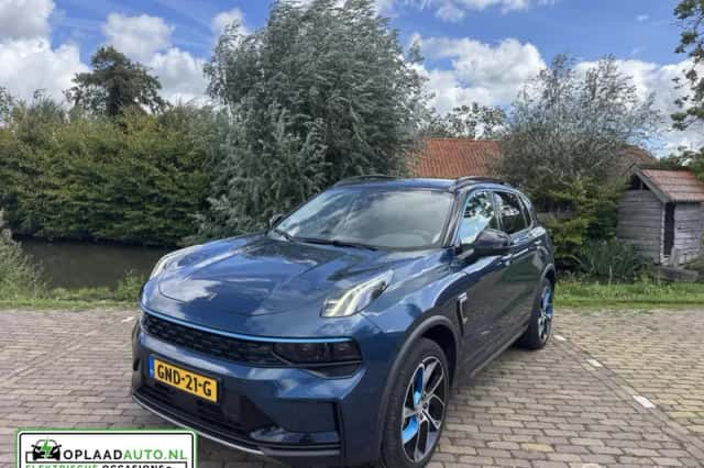 Lynk & Co 01 (2021) thumbnail 1
