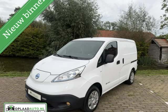 Nissan e-NV200 Van (2019) thumbnail 1