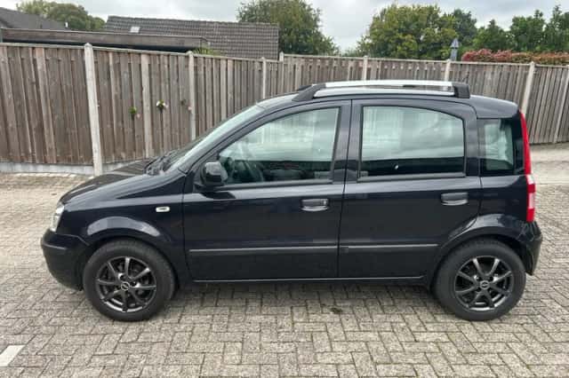 Fiat Panda (2011) thumbnail 3
