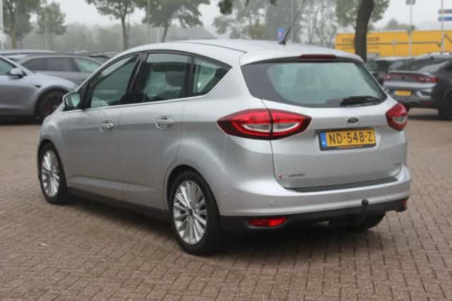 Ford C-Max (2017) thumbnail 3