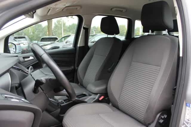 Ford C-Max (2017) thumbnail 4