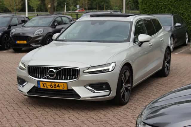 Volvo V60 (2019) thumbnail 6