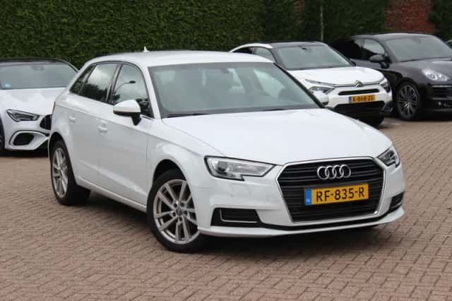 Audi A3 (2016) thumbnail 1