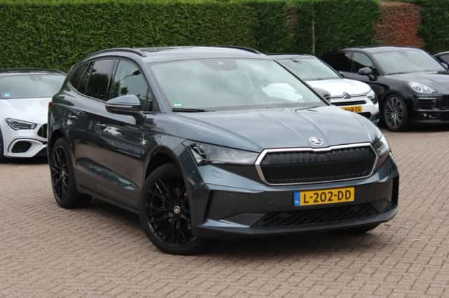 Škoda Enyaq (2021) thumbnail 1