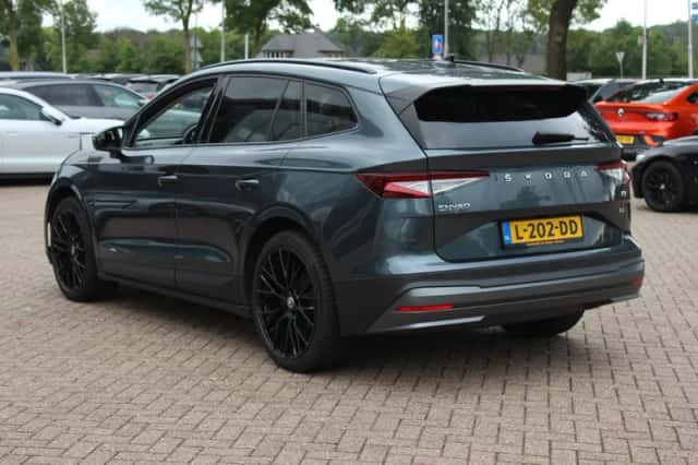 Škoda Enyaq (2021) thumbnail 4