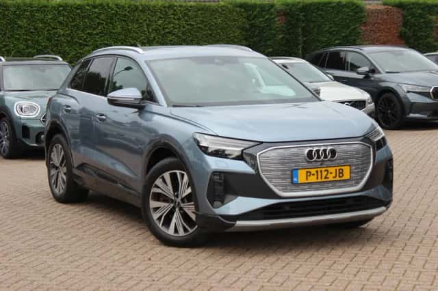 Audi Q4 e-tron (2022) thumbnail 1